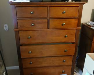 8 drawer tall boy dresser