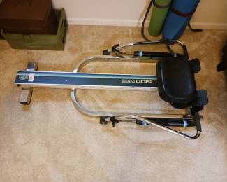 Indoor rowing machine