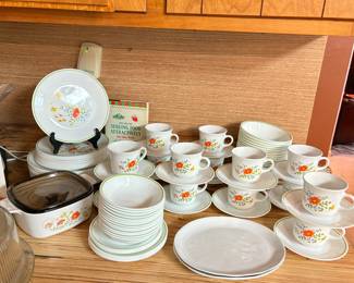 Corelle dinnerware, “Wildflower Scatter”
