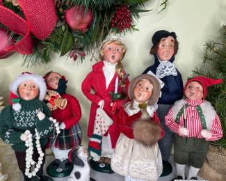 Byers Choice holiday figurines vtg
