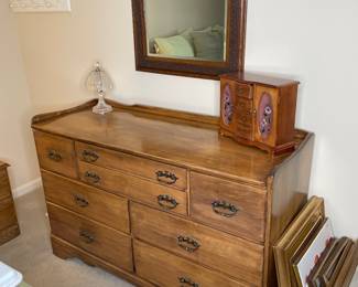 8 drawer dresser