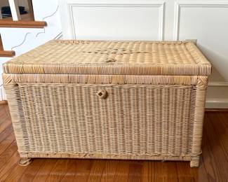 Vtg. wicker chest