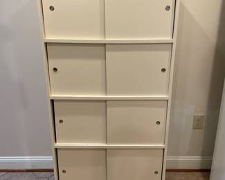 Storage cabinet