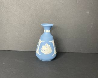 Wedgwood mini bud vase