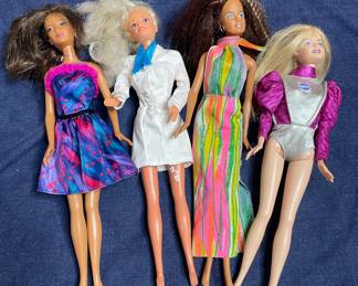 Vintage 1999 Barbie’s