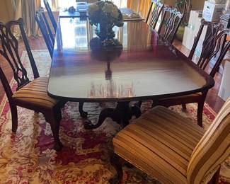 CENTURY dining table and 8 chairs 