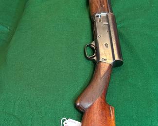 36 vintage collector rifles, shotguns, and revolvers.  You must have a valid Texas driver's license, and fill out a bill of sale with no prior convictions.
