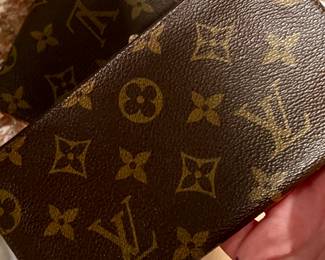 LOUIS VUITTON WALLET AND CHECKBOOK.