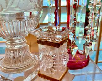 LALIQUE CANDLESTICKS.