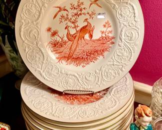 WEDGWOOD "PATRICIAN" CHINA PLATES.