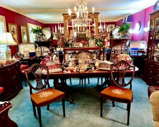 ELEGANT DINING ROOM STUFFED FULL!