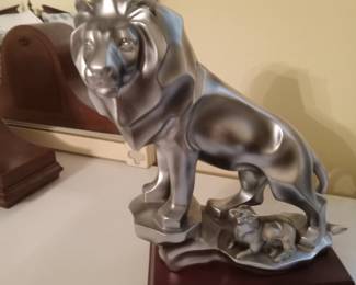 Modern Lion & Lamb sculpture
