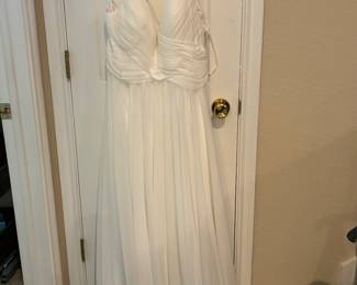 New, never worn Wedding Dress $50