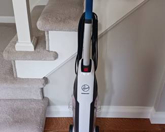 Hoover vacuum cleaner like new
