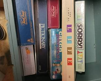 Board games Life sorry Pictionary Trivial Pursuit