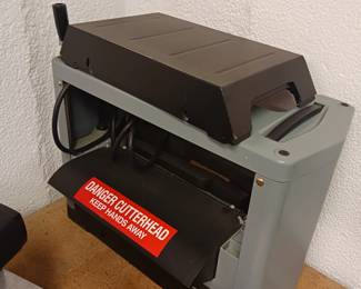 Wood planer