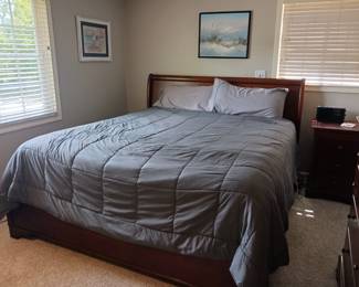 King size bed with Serta adjustable motorized mattress