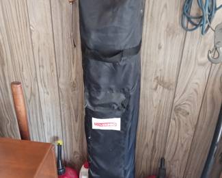 Portable canopy tent