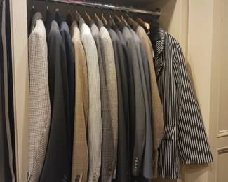 Men's suits and jackets size large 42 44