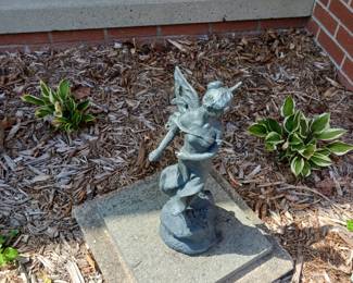 Fairy garden statue
