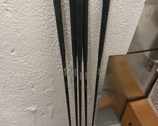 Top Flight senior Flex graphite shaft men's golf club irons right-handed