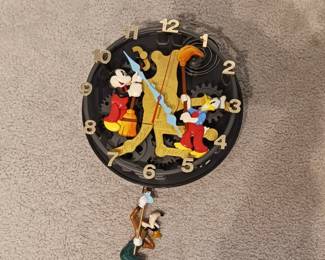 Mickey Mouse Donald Duck and Goofy clock