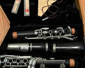 vintage clarinet in case