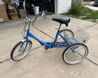 Adventurer 3 speed folding bike
