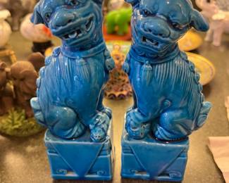 blue foo dogs