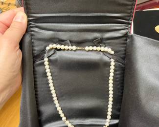 cultured pearl strand w/ 14k beads and clasp