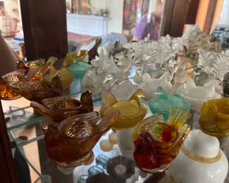 depression glass bird toothpick holders, salt cellars, candleholders