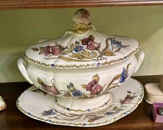 large tureen Italy