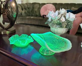 Uranium glass
