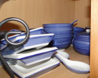 Pier 1 Dishes