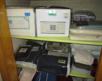NEW Linens