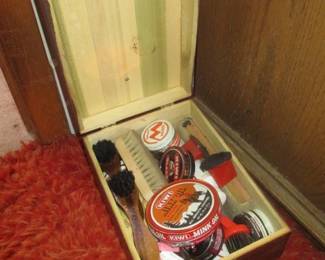 Shoeshine Kit