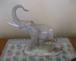 Lladro Elephant Mother and Calf