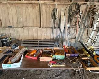 Bulk buy lots. Bid online at: https://modestlambestatesales.hibid.com/
