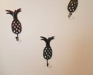 Pineapple wall hooks
