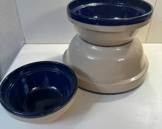 Pottery Mixing Bowl Set
