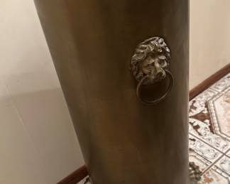 Antique Brass Lion's Head, Claw Foot Umbrella/Cane Stand