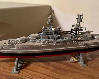 Model Battleship