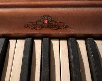Wurlitzer Electric Organ