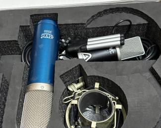 Apogee and MXL 3000 Microphones