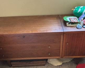 Lane Cedar Chest