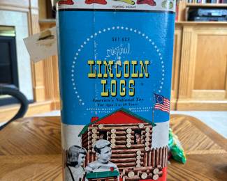 Vintage Lincoln Log Set