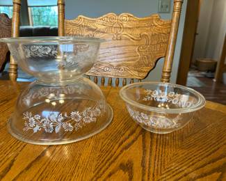Vintage Pyrex Clear Colonial Mist Pattern