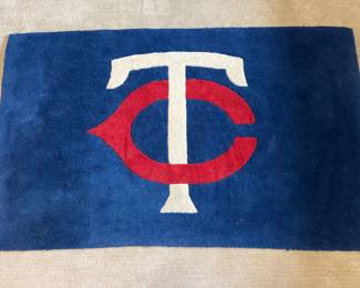 TWINS area rug