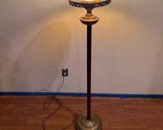 Floor lamp