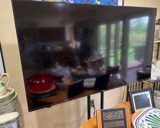 Element 70 inch Roku TV with Stand